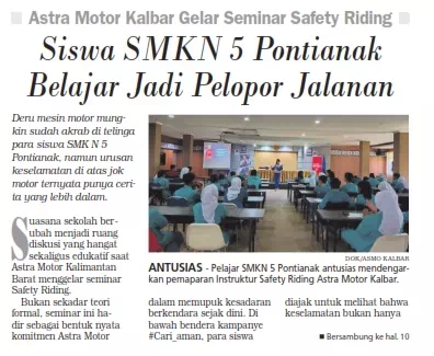 Siswa SMKN 5 Pontianak Belajar Jadi Pelopor Jalanan