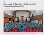 Nenek Usia 83 Tahun Ikut Berkompetisi di Pasanggiri Angklung AHM